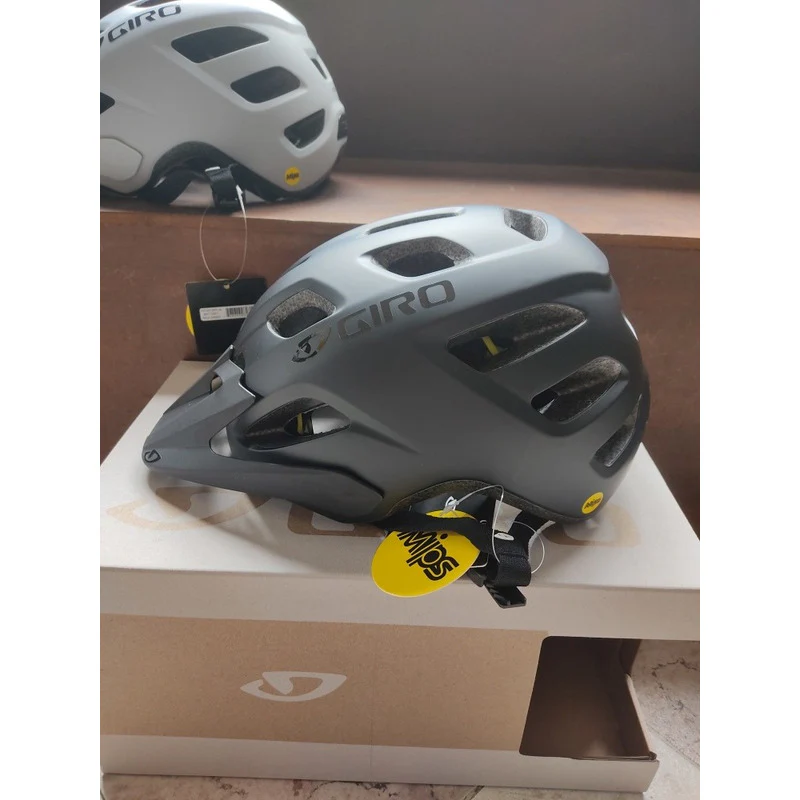 Casco Seguro Bicicleta Giro Fixture 2 Mips Original Ciclismo - Imagen 6