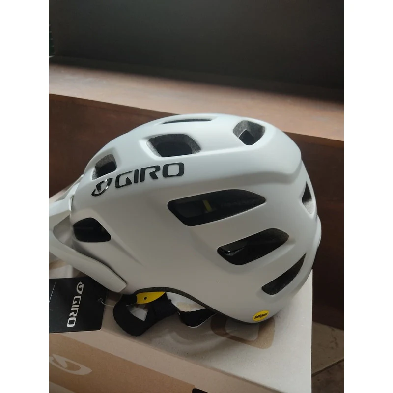 Casco Seguro Bicicleta Giro Fixture 2 Mips Original Ciclismo - Imagen 4