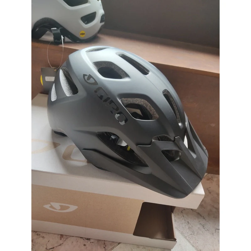 Casco Seguro Bicicleta Giro Fixture 2 Mips Original Ciclismo - Imagen 8